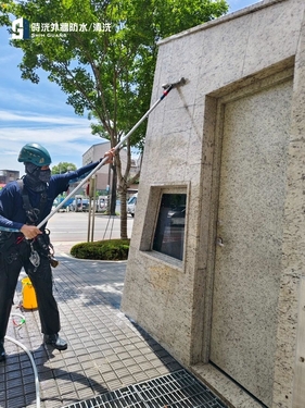 外牆清洗完整攻略！高壓清洗流程、施工方式與法規一次搞懂