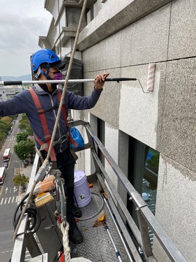 新北外牆清洗推薦，專業清潔流程、施工重點與安全維護全解析